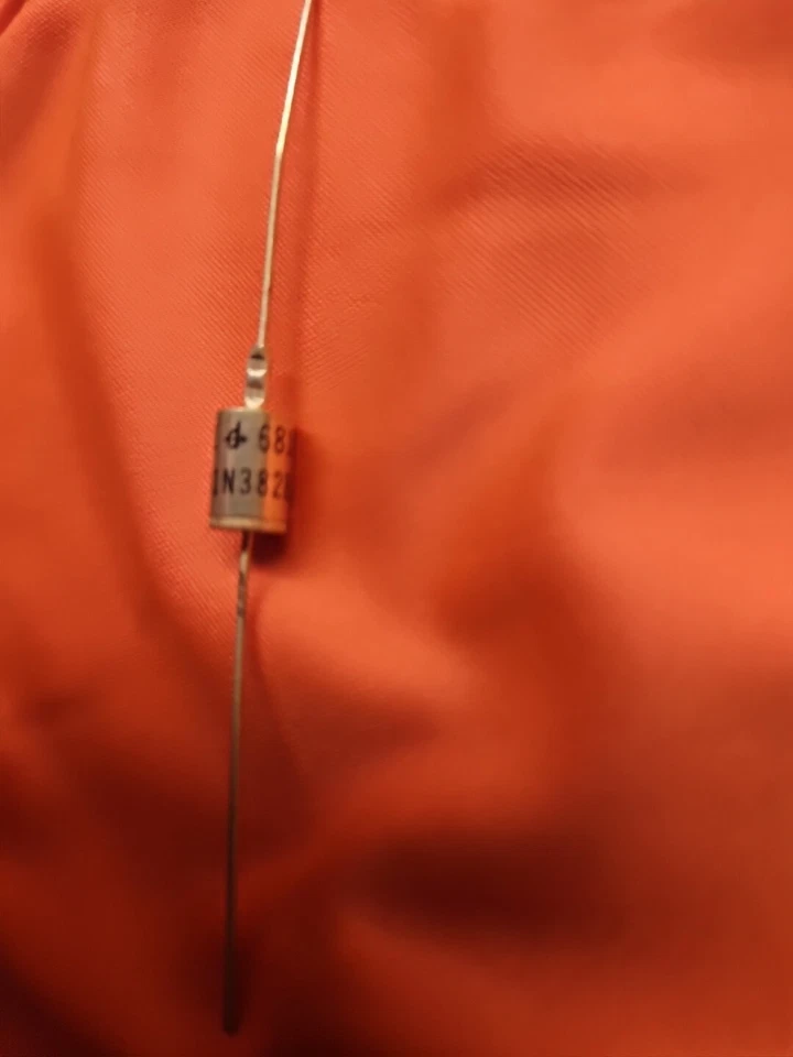 1x Siemens JAN1N3828A (CCZL) Diodo Zener Chapado en Oro -1W 5.1V NUEVO Foto 2 de 2