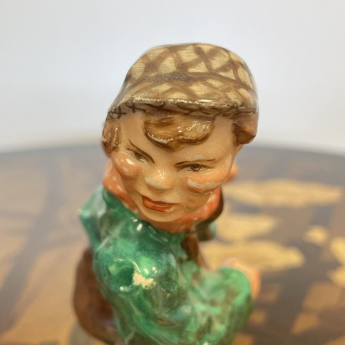 RARE Wedgwood And Co Ltd Working Class Soccer Player Original 1940s - Picture 2 of 7