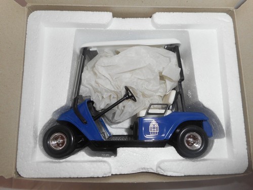 2008 SpecCast 1/16 blau Golfwagen abschließbare Münzbank Clarke College 20th Anniv - Bild 2 von 16