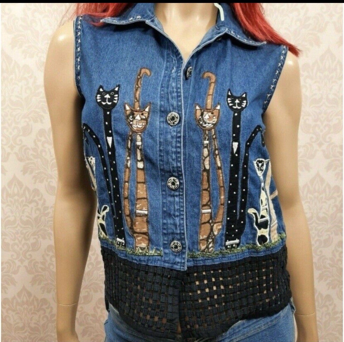 Vtg 80s/90s Life Style Petite denim button front vest with embroidered cats