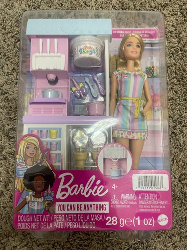 Bambola bionda gelateria BARBIE puoi essere qualsiasi cosa con supporto e accessori NUOVA - Foto 2 di 7
