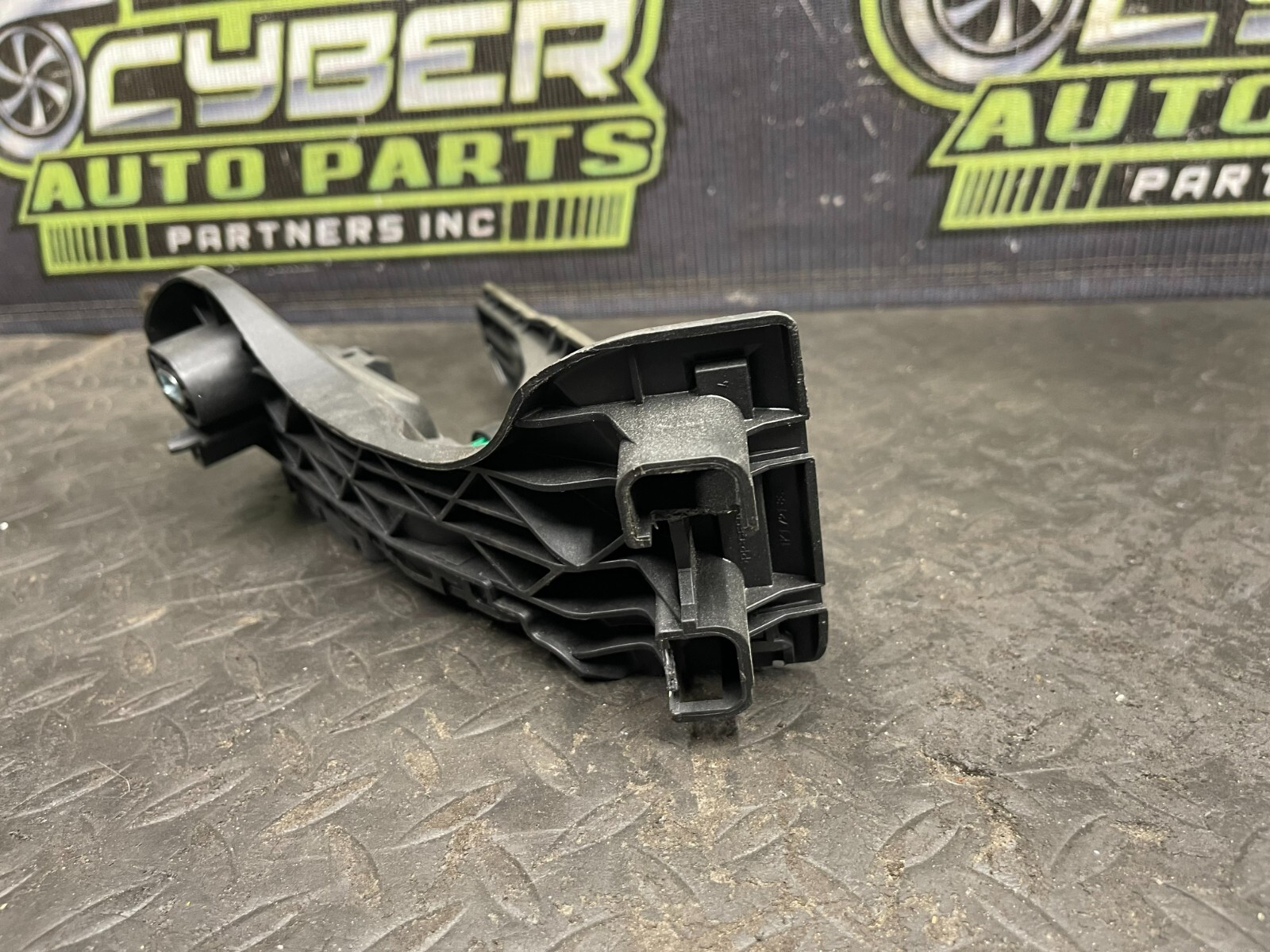 2017 AUDI R8 GAS PEDAL ASSEMBLY OEM 2018 1K1-723-503-AK