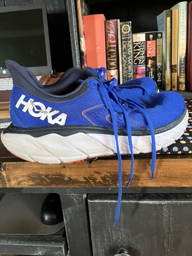Hoka Arahi 5 Laufschuhe. Herren Größe 11 D Farbe Blau »
