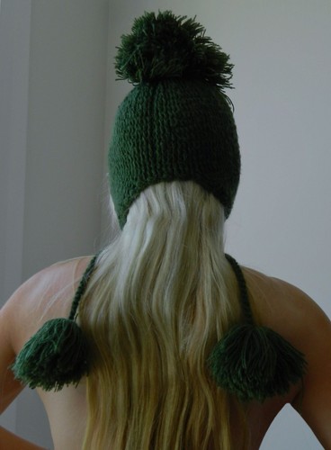 VINTAGE Wild Orchid Designer Fashion Hand Made Green Knit Tie-up Pom Pom Beanie - Picture 3 of 3
