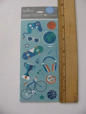 Hallmark SPORTS & GAMES Scratch & Sniff BLUEBERRY 2 Sheets NIP