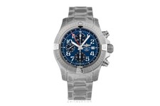 Breitling Avenger chronographe acier automatique montre pour hommes A24315101C1A
