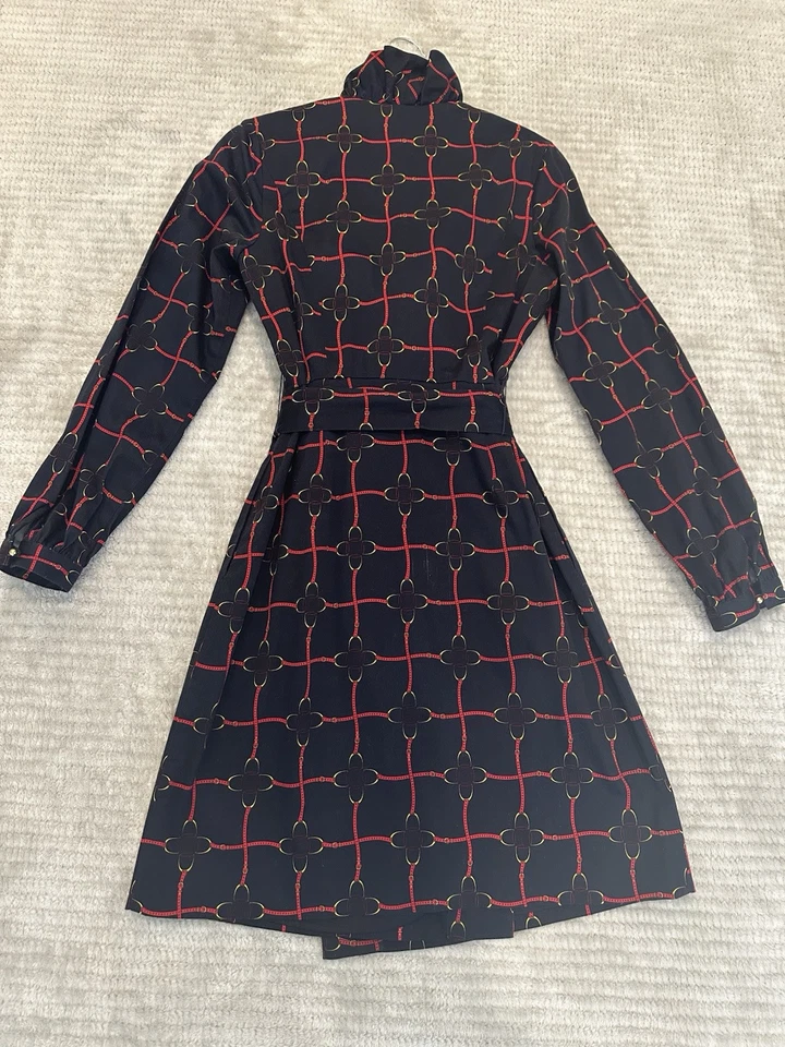 Vestido envolvente Elizabeth McKay talla 6 estribos de caballo en azul marino con volantes ecuestres con clase Foto 4 de 4