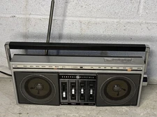 Vintage GE General Electric Boom Box Mini 7-2450A AM/FM Retro Radio Works Good!