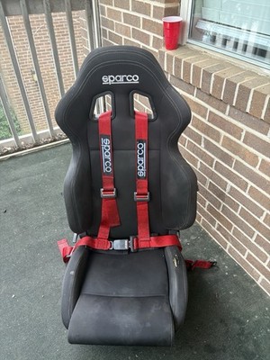 Sparco R100 Bucket Seat w/ 3 Point Harness and Bracket for Infiniti G35