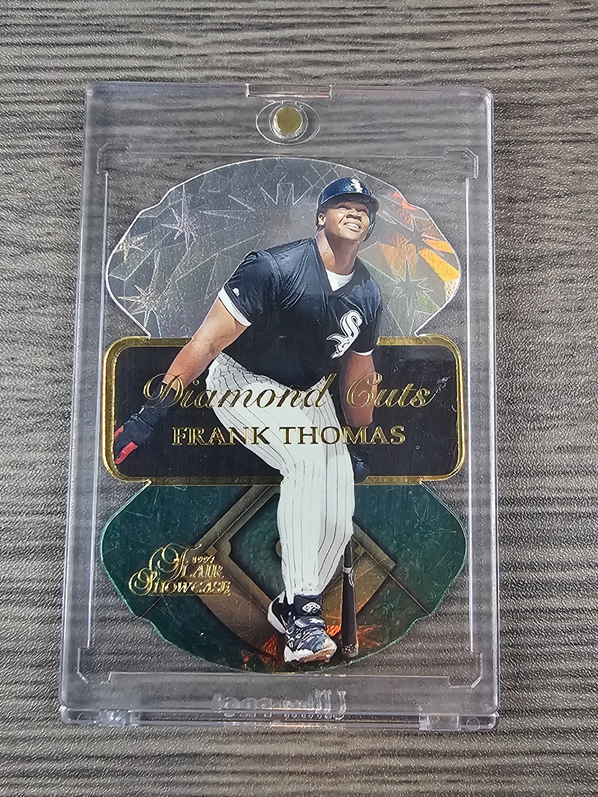 Frank Thomas 1997 Flair Showcase Diamond Cuts Card # 17