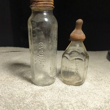 lot of 2 Vintage Glass Baby Bottle 8 ounce Evenflo and 4 ounce Pyrex
