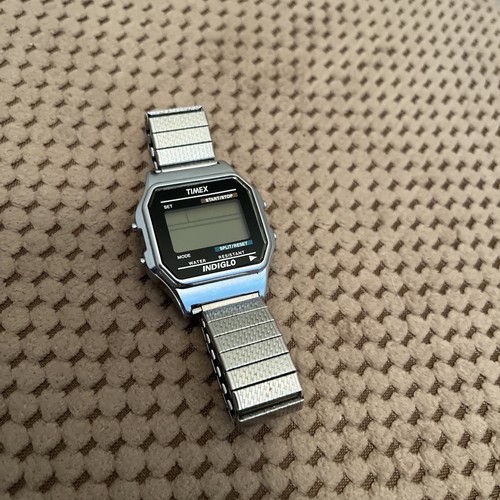 Timex® Herren klassische digitale Erweiterungsband Uhr mit Speidel Band - T785879J