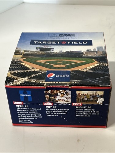 2010 Mini Target Field Ceramic Stadium Replica Minnesota Twins 4”x4” In Box - Picture 10 of 11