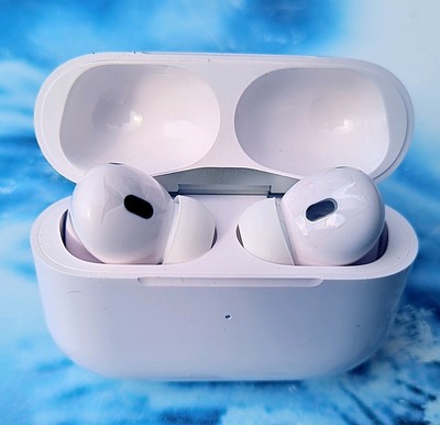Air Pods Pro 2 (2. Generation mit MagSafe) NEU