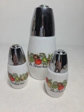Vtg Gemco Spice Of Life 6" Dispensateur & Salt & Pepper Shaker Corning Ware 