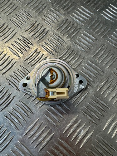 Altavoz estéreo componente delantero TOYOTA LEXUS GS460 430 350 86160-30B10 - Imagen 4 de 5