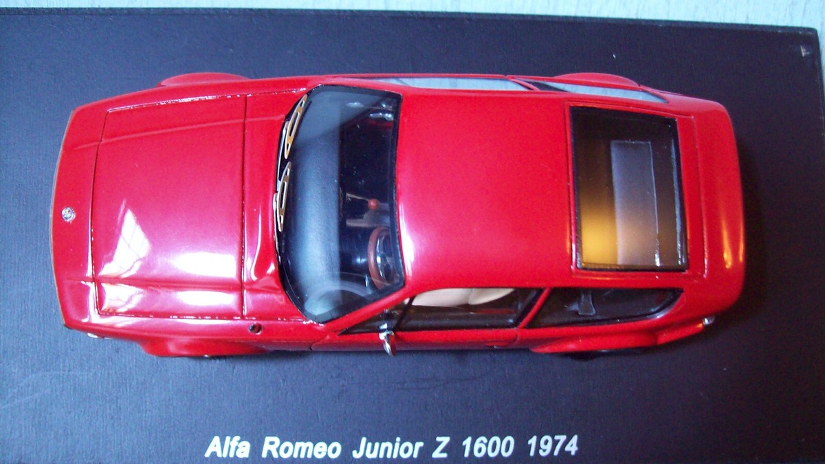 ミニカー Spark 1/43 Alfa Romeo Junior Z 1600 1974 1/43 SPARK S0613 ALFA ROMEO JUNIOR Z 1600 1974 IN RED | eBay UK