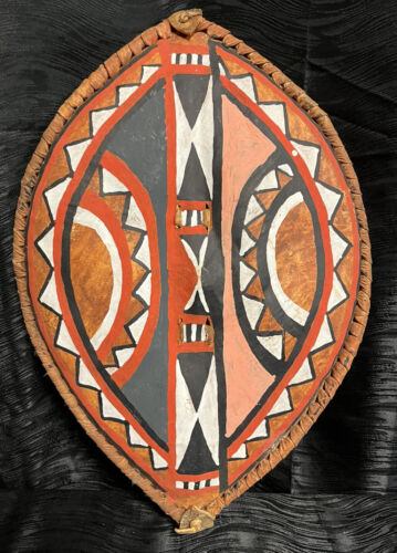 Vintage 20” African Maasai Warrior Tribal Shield Buffalo Hide Hand Painted - Afbeelding 1 van 19