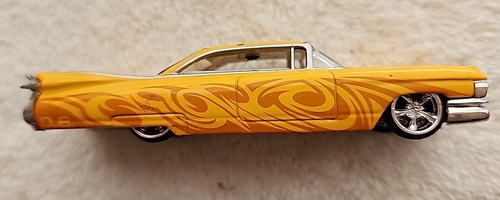 JADA - Diecast Car 1/64 - 1959 Cadillac Eldorado - Picture 4 of 6
