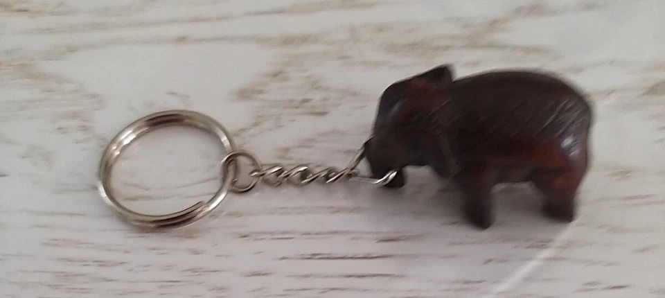 PORTE CLE PETIT ELEPHANT BOIS - Photo 3/3