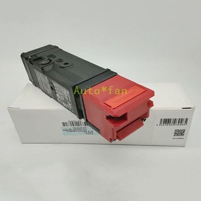 1 Pc. New D4SL-N2HDG-D4N Guard Lock Safety Door Switch #za