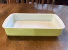 Vintage Pyrex #231 LIME GREEN 1 1/2 QT Rectangular Baking Dish