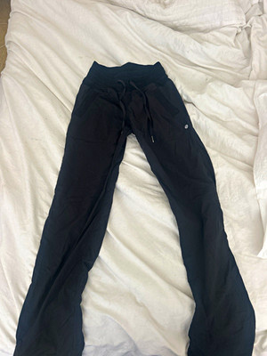 lululemon athletica Women s Black Jogger Pants Drawstring Pockets Size 6