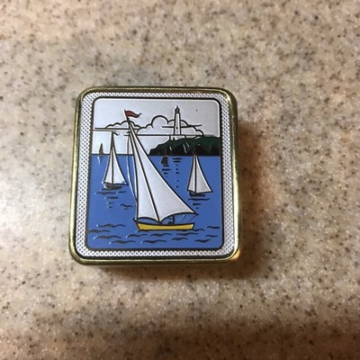 HTF VTG Clover Sankyo Japan Music Box Sailboats Pattern Locket Plays Music Audry