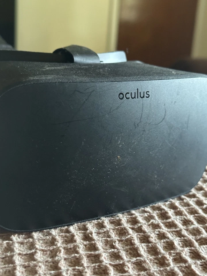 Oculus Rift CV1 VR Headset - Black - Used - Headset Only - Image 2 of 4