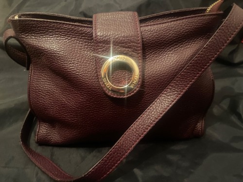 Authentic Tous Burgundy Genuine Leather Crossbody bag - Imagen 3 de 24