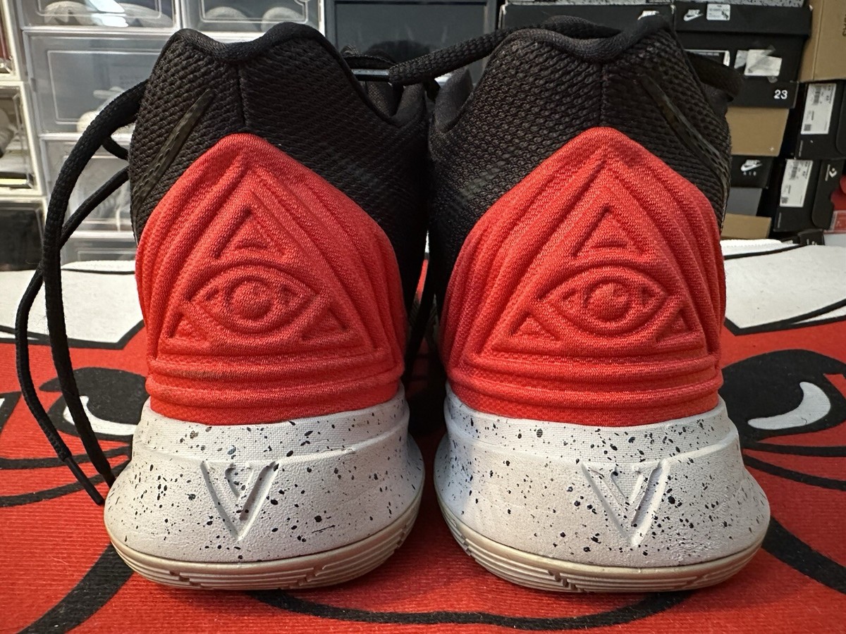 Nike Kyrie 5 Shoes Mens Size 11.5 Black Red Mid Top Basketball AO2918-600 Kyrie 5  main image 3
