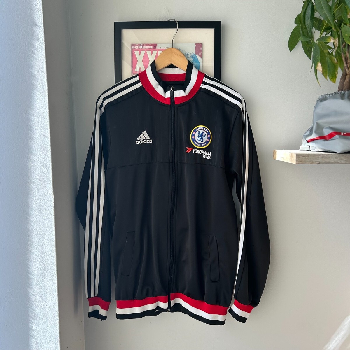 VINTAGE 90s | Adidas Chelsea Football Club Logo Zip Up VINTAGE 90s | Adidas Chelsea Football Club Logo Zip Up