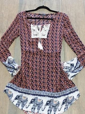 BOHO Top Womens Medium Multicolor Geometric Print Long Sleeve Crochet Hippy