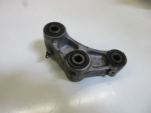 Kawasaki ZR-7 S ZR750F Umlenkung Knochen Halter Schwinge Aufnahme Federbein