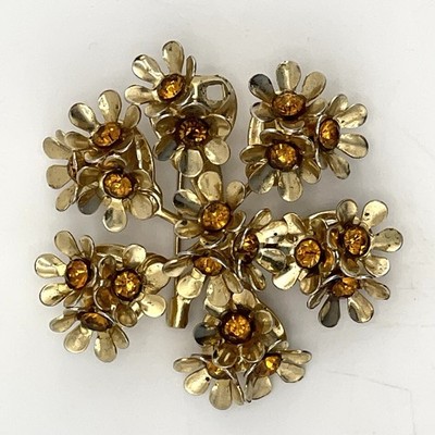 Vintage 60 s CORA Floral Floral Spray In Amber Rhinestones Gold Tone. Signed