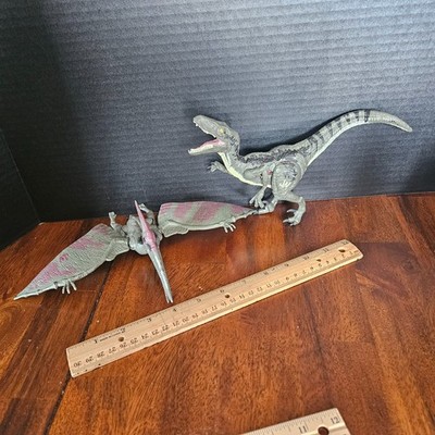 Jurassic World Growler VELOCIRAPTOR DELTA Battle Damage PTERANODON Raptor Figure