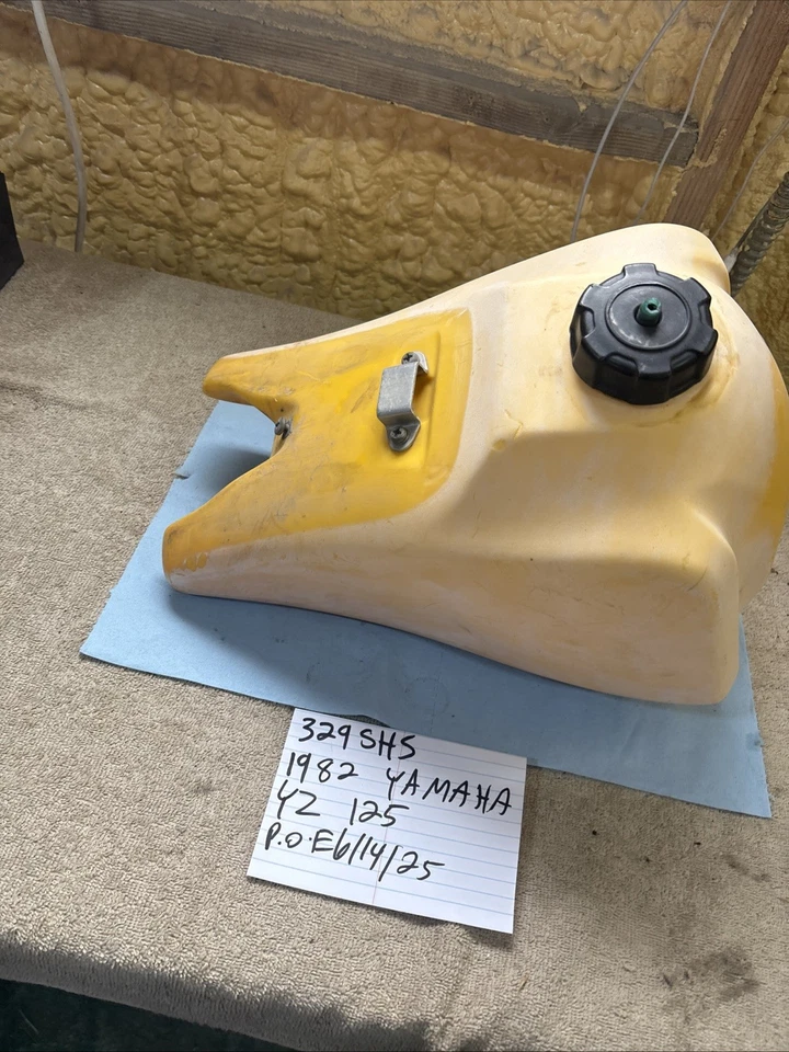 1982 Yamaha Yz 125 бензобак топливный бак оригинальный 329 - Изображение 2 из 4