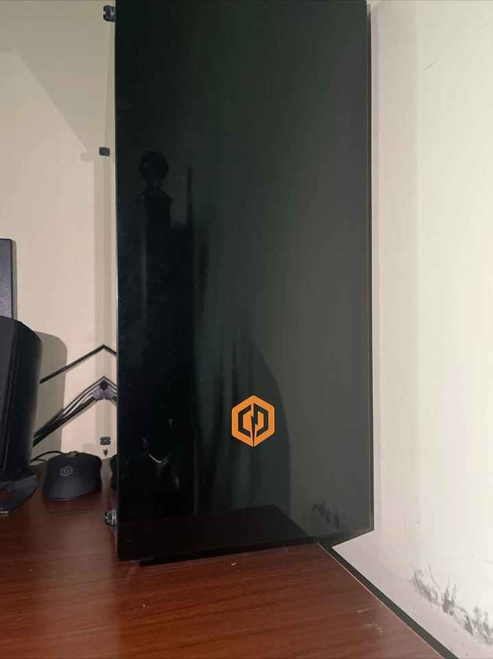 CyberPowerPC - Gaming Desktop - AMD Ryzen 3 2300X - 8GB DDR4 RAM - GeForce 1030 - Image 2 of 4