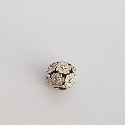 Genuine Pandora Primrose Meadow White Flower Silver Enamel CZ Charm 791488EN12 - Picture 5 of 9