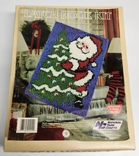 Latch Hook Kit XR75 Tree Trimming Time, READ