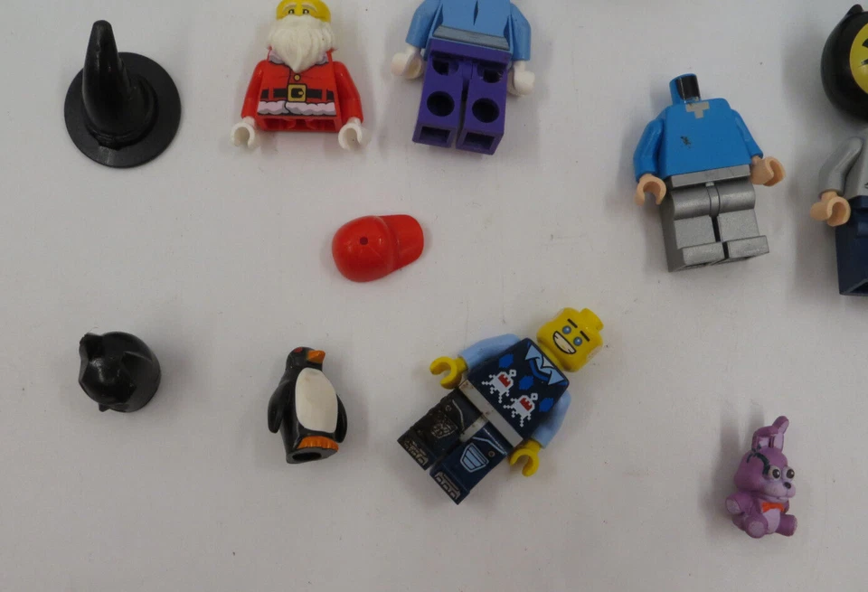 Lot of Lego Mini-figs Batman Santa See Pics - Image 4 of 4