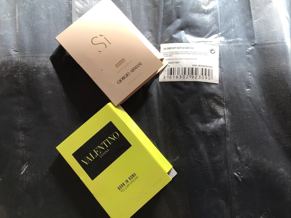 Nuevo Bolso de Lona Negro Calvin Klein Fragancia Spray Valentino Armani Arizona EDP Foto 2 de 4