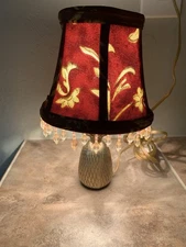 Mid Century Modern Hollywood Regency Brass Pineapple Shaped Lamp with Shade 10”