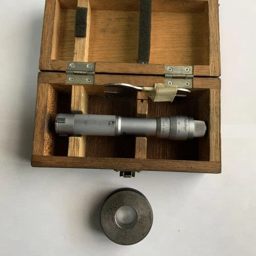 Mitutoyo 3 Point Micro Ring Gauge Set with 20.000 Ring Gauge 20-25 mm