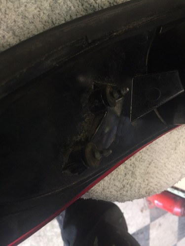 tail light right passenger side with sockets 98 - 02 ford escort mercury tracer - Picture 7 of 12
