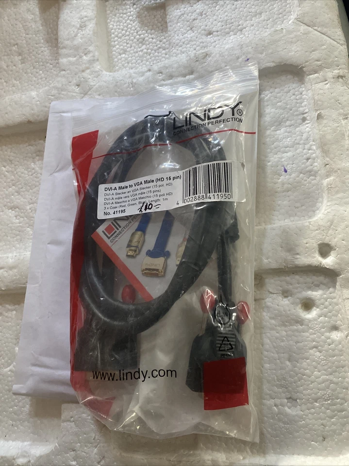 LINDY 1m DVI  Male to VGA Cable - Black DVI-A Male to 15 Pin HD Male - Image 2 of 4