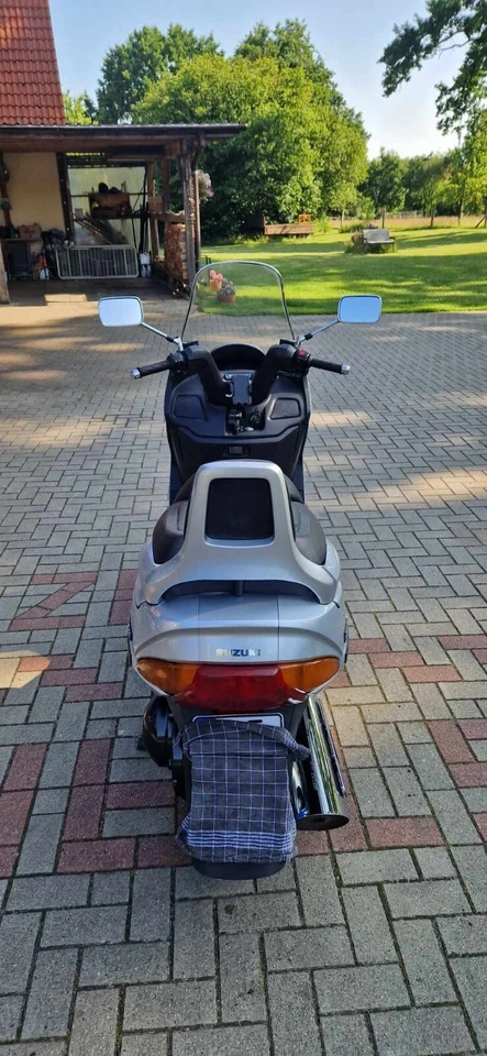 Suzuki Burgman AN 400  bauj.1999 - Bild 2 von 4