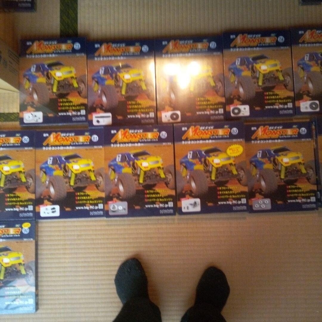 週刊MONSTER TRUCK 4WD Axial 1/10 SMT10 MAX-D Monster Jam Truck 4WD