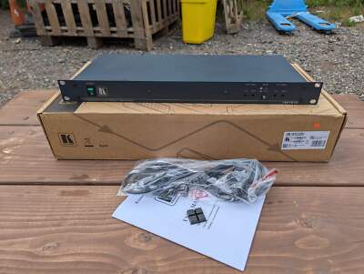 Kramer VM-1610/220V 1:10 Balanced Stereo Audio Distribution Amplifier