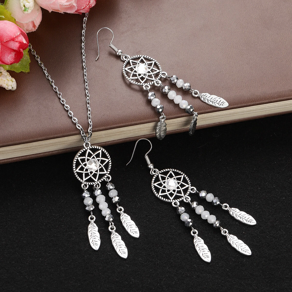 Retro style jewelry online